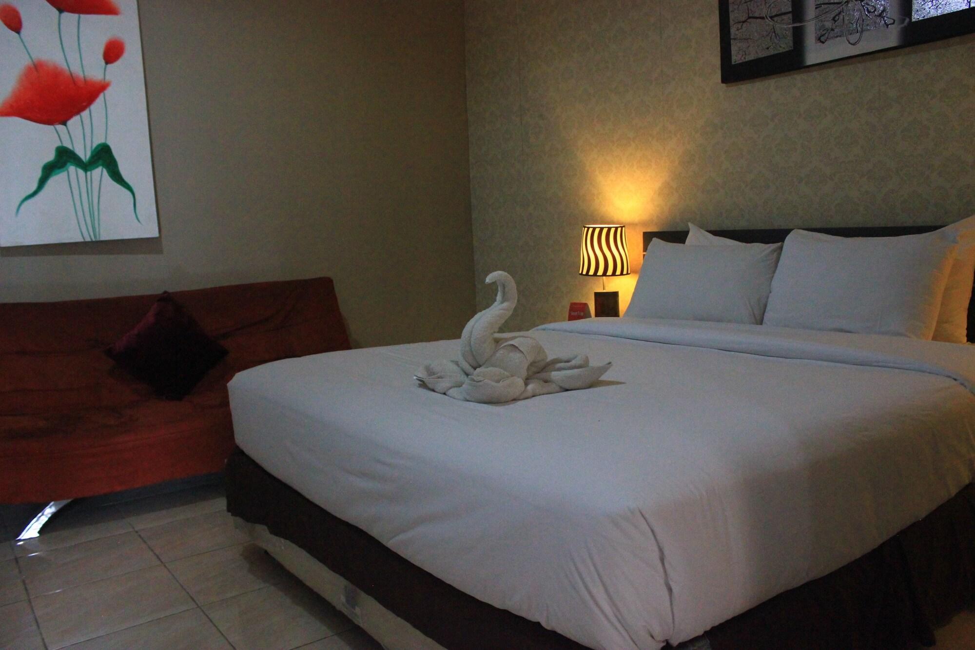 Reddoorz @ Sunset Point Seminyak Hotel Ngoại thất bức ảnh