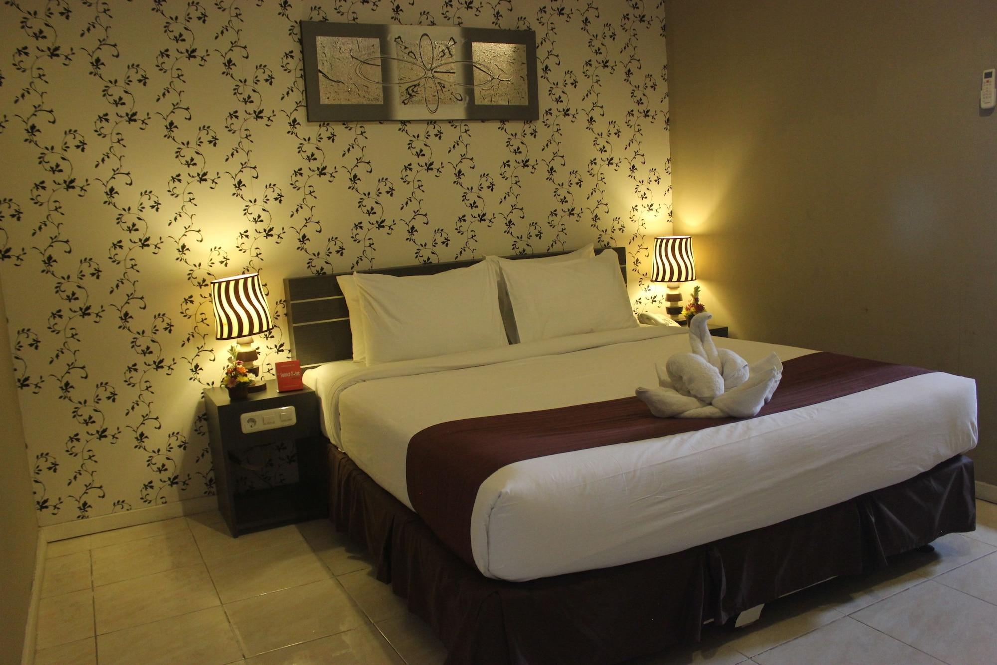 Reddoorz @ Sunset Point Seminyak Hotel Ngoại thất bức ảnh
