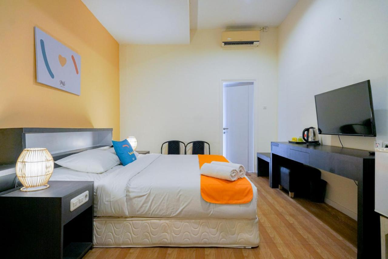 Reddoorz @ Sunset Point Seminyak Hotel Ngoại thất bức ảnh