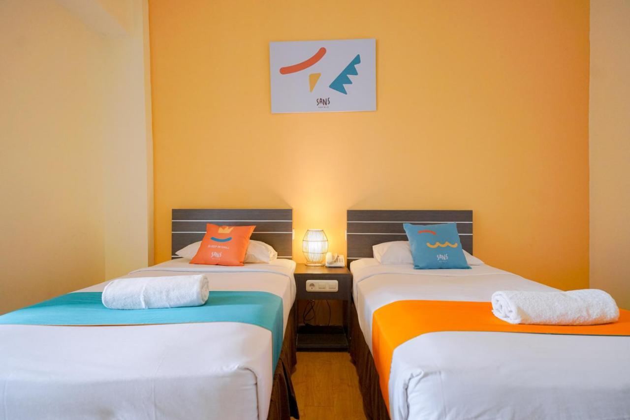 Reddoorz @ Sunset Point Seminyak Hotel Ngoại thất bức ảnh