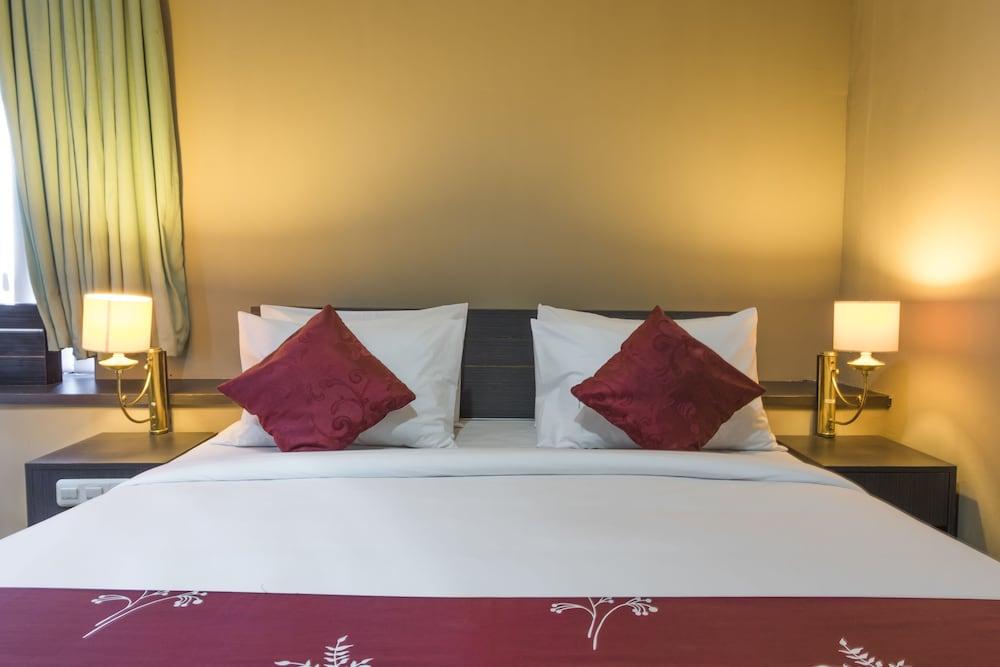 Reddoorz @ Sunset Point Seminyak Hotel Ngoại thất bức ảnh