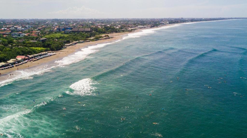 Reddoorz @ Sunset Point Seminyak Hotel Ngoại thất bức ảnh